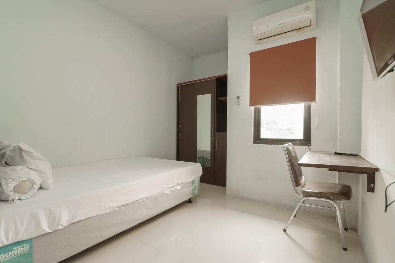 Koolkost Syariah Near Kampus Utama Universitas Budi Luhur Mencil 외부 사진