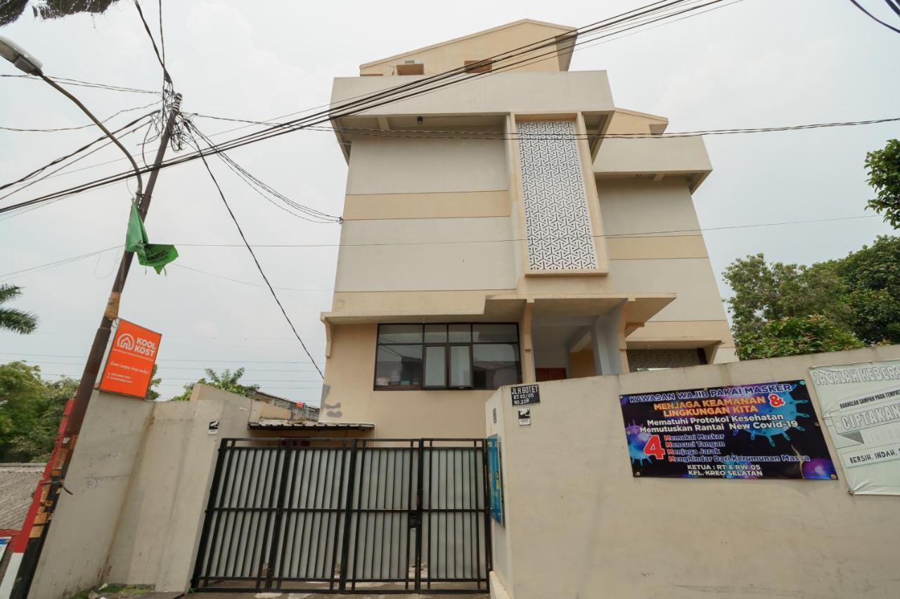 Koolkost Syariah Near Kampus Utama Universitas Budi Luhur Mencil 외부 사진